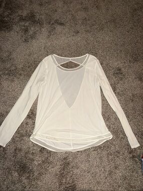 Lulu lemon Women's White Long-Sleeve Mesh Top
